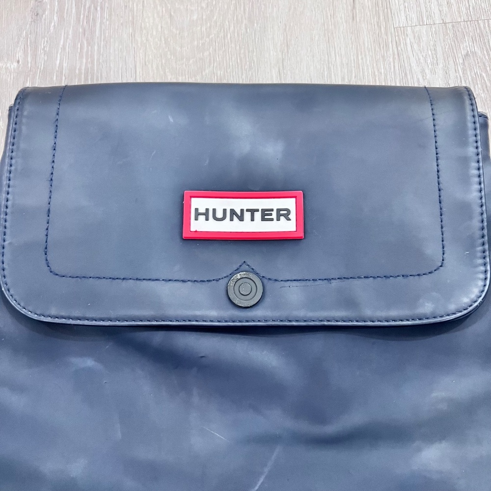 Hunter x Target Limited Edition Navy Water Repellent Backpack - Picture 2 of 12